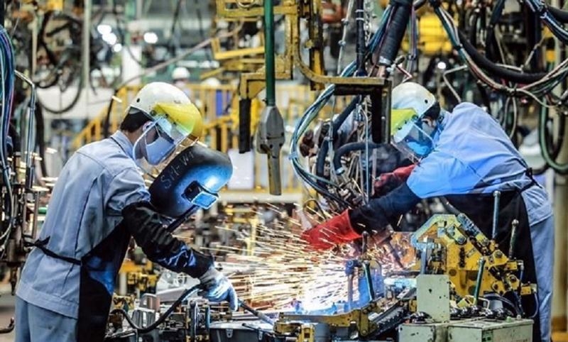 Output growth quickens amid sustained rise in new orders: S&P Global