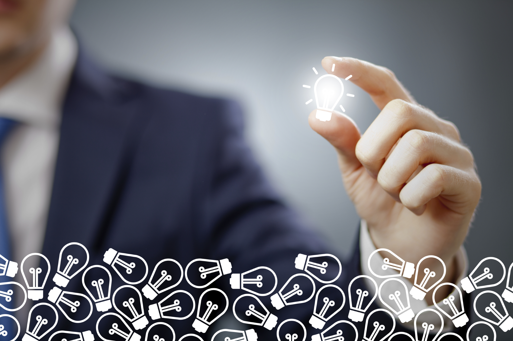 Các doanh nghiệp đẩy mạnh ứng dụng công nghệ, thúc đẩy đổi mới sáng tạo để nâng cao năng lực cạnh tranh. 