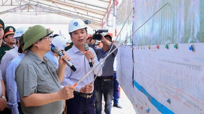 PM asks to complete expressway through Quang Binh before April 30, 2025