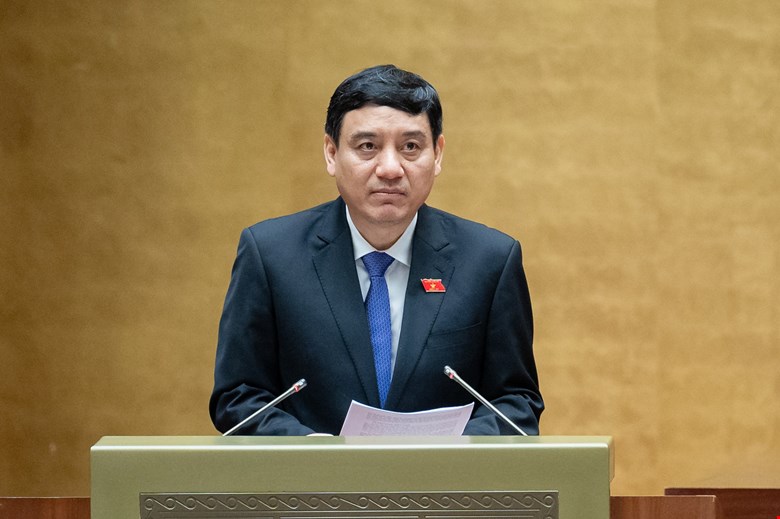 Chủ nhiệm Ủy ban Văn h&oacute;a, Gi&aacute;o dục của Quốc hội b&aacute;o c&aacute;o thẩm tra chủ trương đầu tư Chương tr&igrave;nh mục ti&ecirc;u quốc gia về ph&aacute;t triển văn h&oacute;a giai đoạn 2025- 2035.