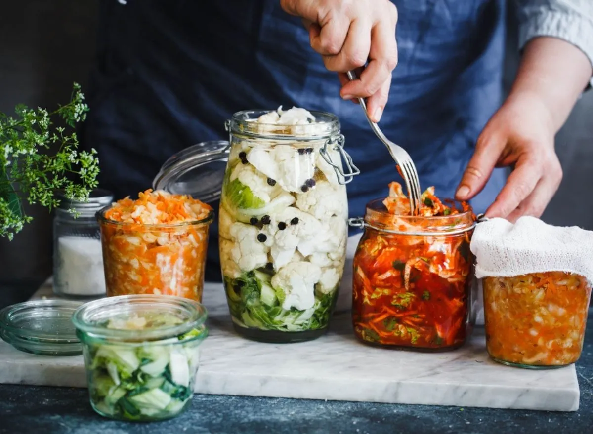 Trái cây và rau củ có thể được dùng làm vật liệu vận tải probiotics thích hợp.