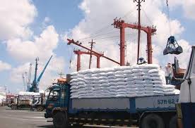 Xuất khẩu phân bón