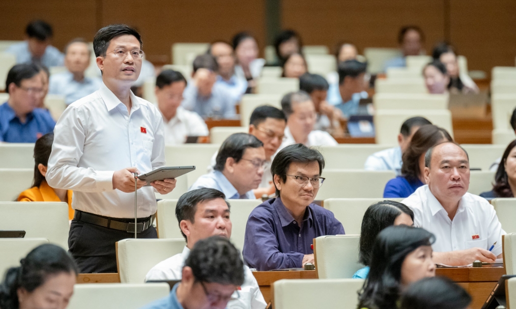 Đại biểu Đỗ Chí Nghĩa - đoàn đại biểu Quốc hội tỉnh Phú Yên - Ảnh: Quochoi.vn
