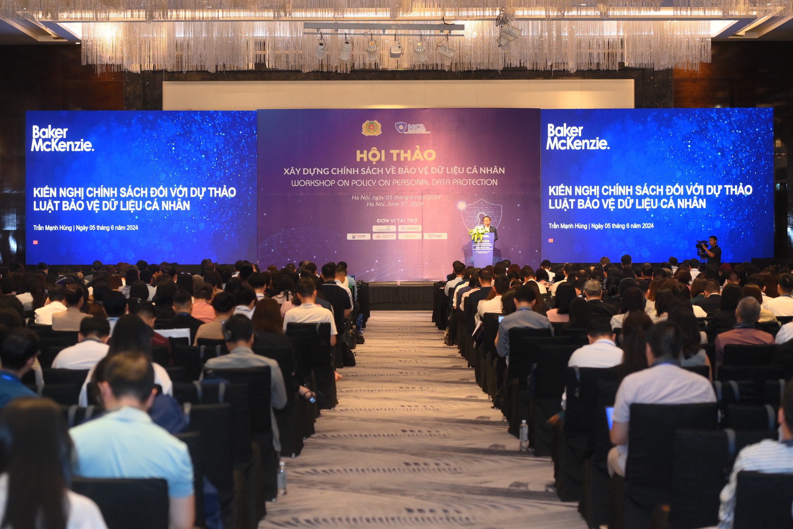 Quang cảnh hội thảo sáng 5/6.