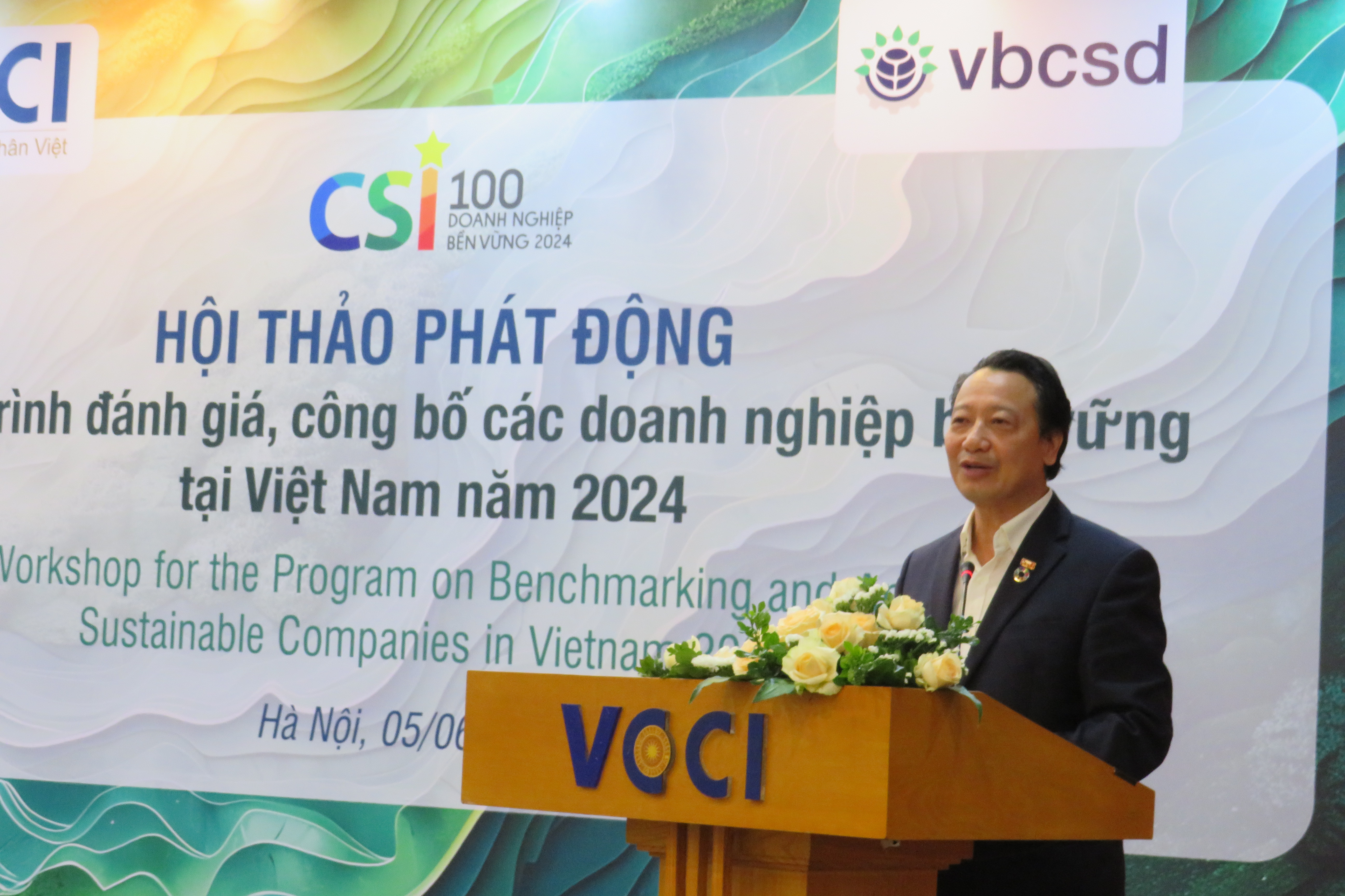 Ông Nguyễn Quang Vinh: 