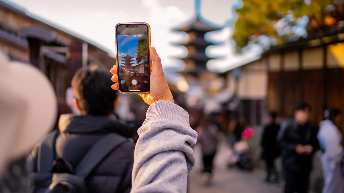 Kh&aacute;ch du lịch Gen Z v&agrave; Gen Y đ&atilde; t&igrave;m kiếm về c&aacute;c điểm đến ở ch&acirc;u &Aacute; nhiều hơn 50% so với trước đại dịch.