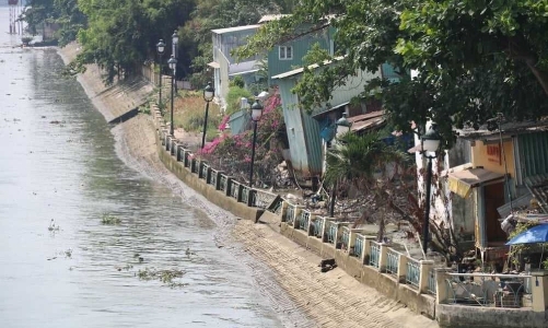 Dự án chống sạt lở bán đảo Thanh Đa thi công 12 năm vẫn dang dở