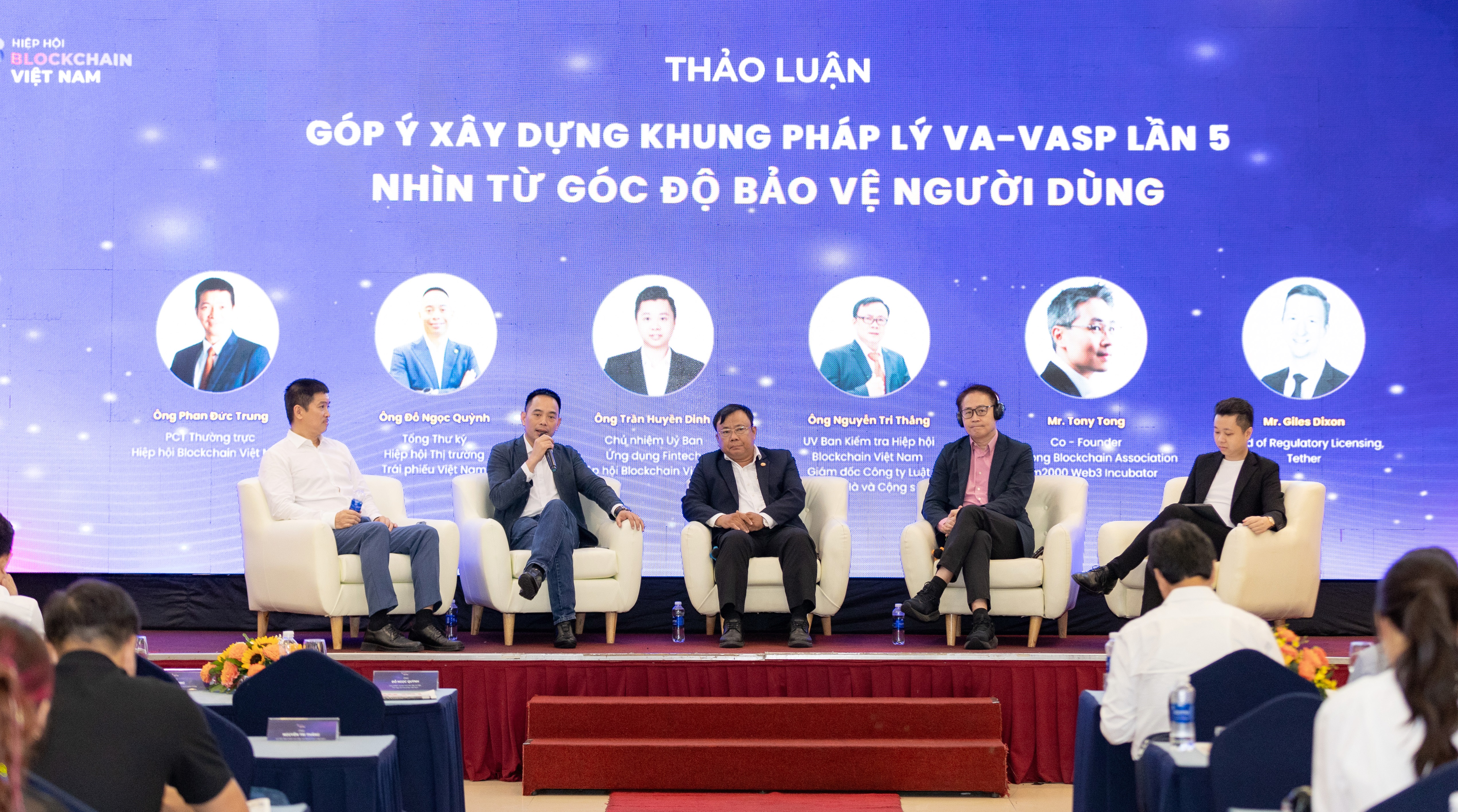 Các diễn giả tại Hội thảo Khung pháp lý quản lý tài sản ảo (VA) và nhà cung cấp dịch vụ tài sản ảo (VASP) do VBA tổ chức, chiều 5/6.