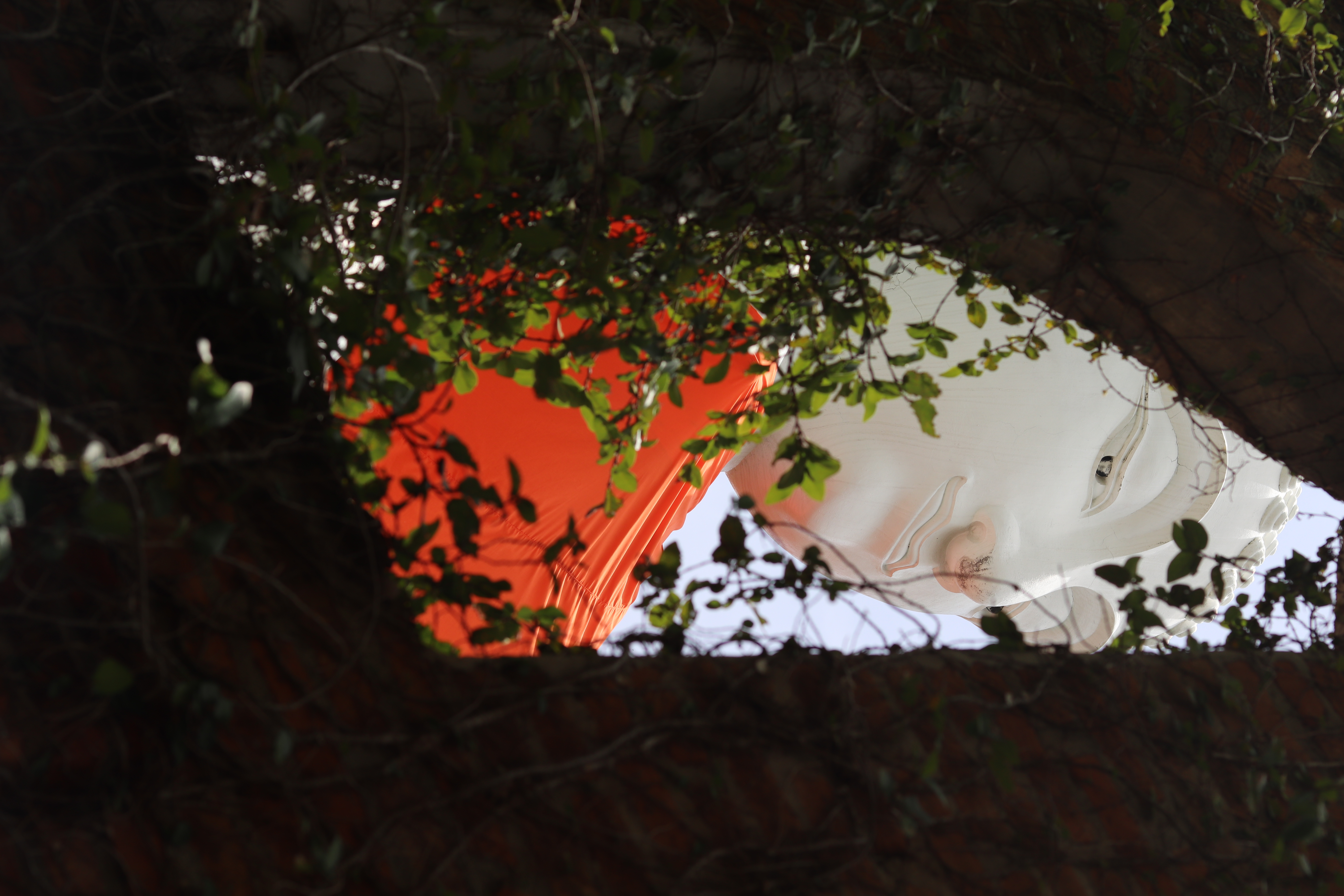 Kiến tr&uacute;c Phật gi&aacute;o tại cố đ&ocirc; Ayutthaya mang đậm n&eacute;t cổ k&iacute;nh nhưng kh&ocirc;ng k&eacute;m phần uy nghi.