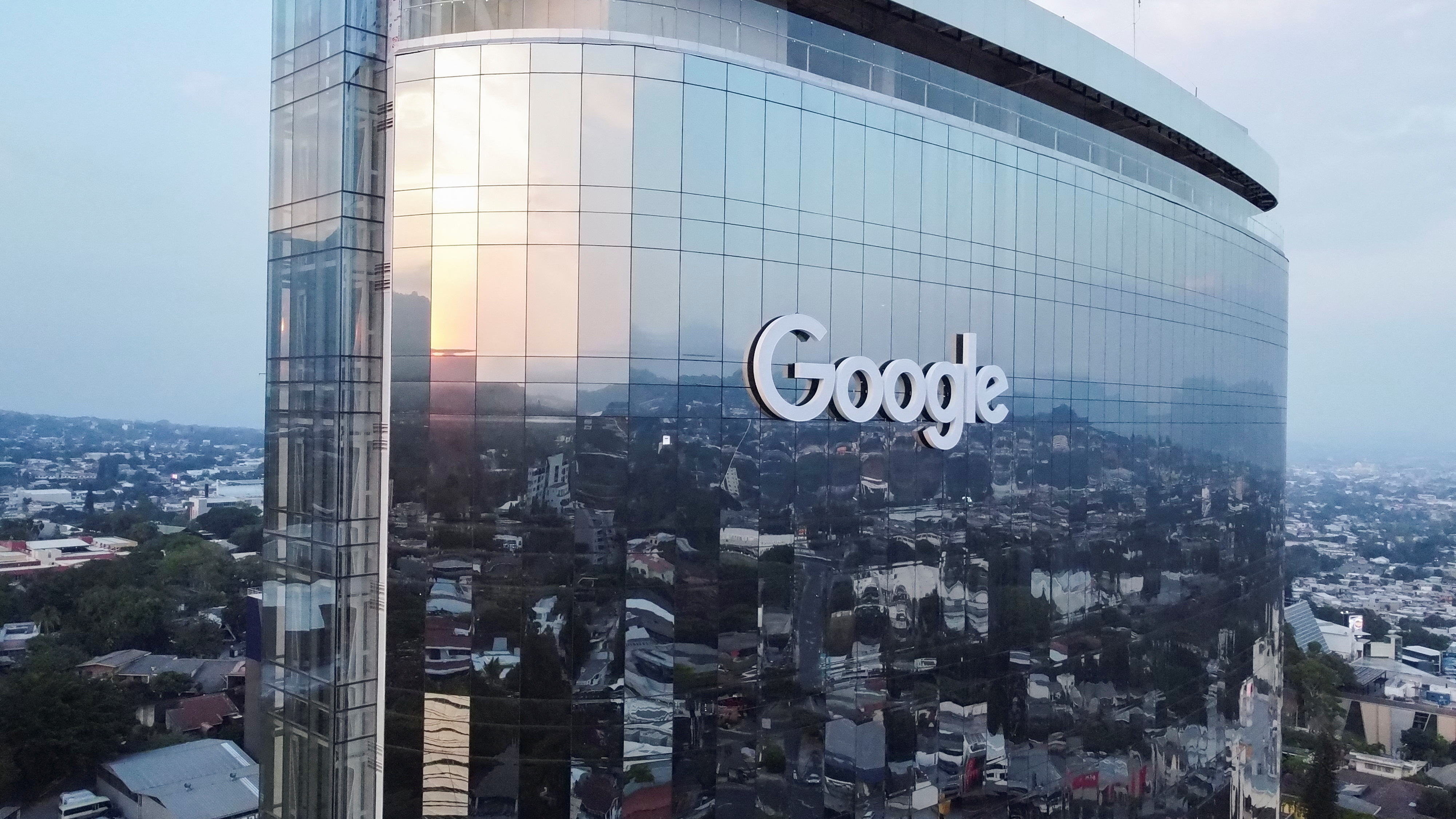 Google đầu tư 5 tỷ USD mở rộng trung tâm dữ liệu tại Singapore
