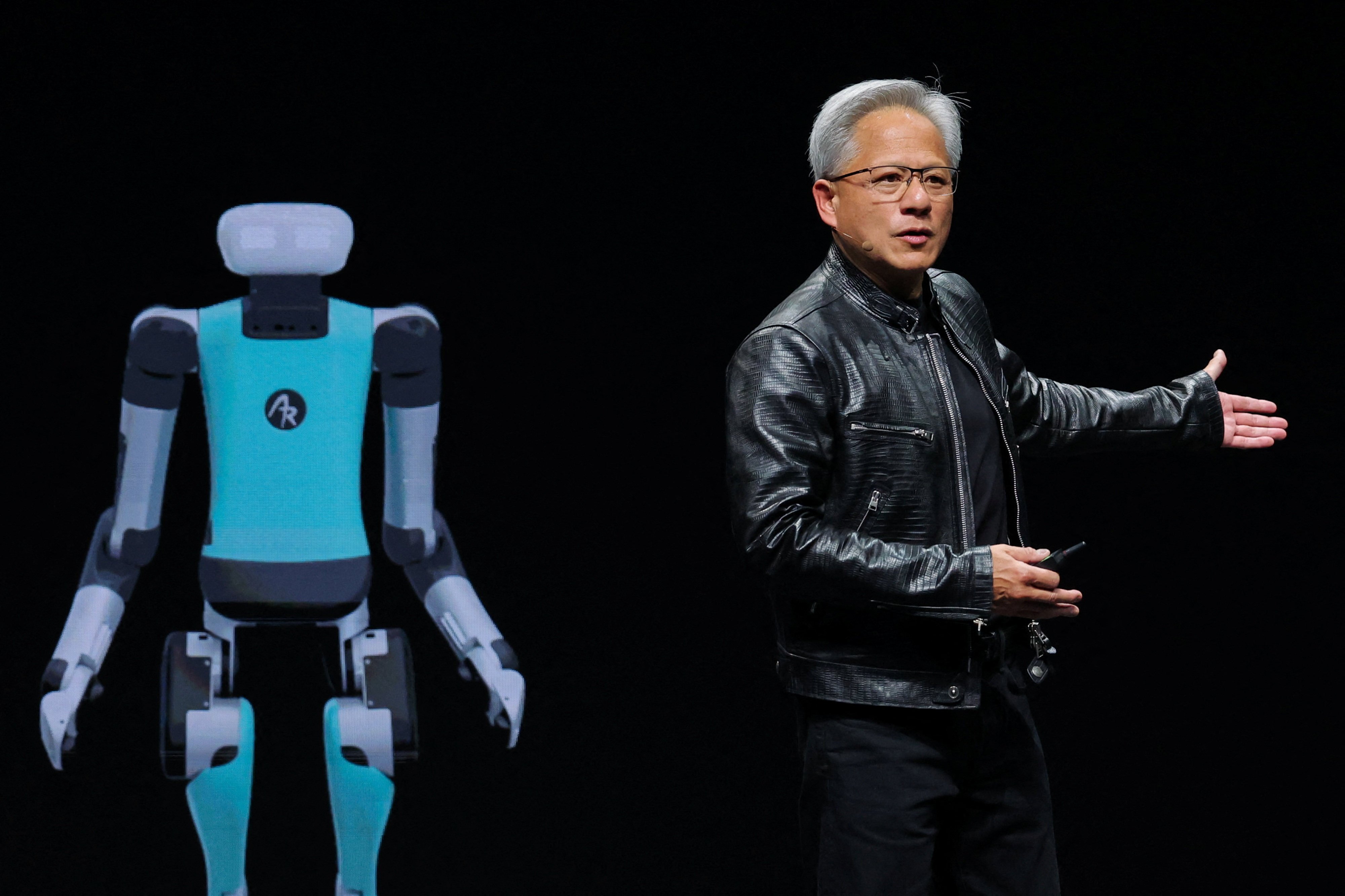 Giám đốc điều hành Nvidia Jensen Huang phát biểu tại một sự kiện ở Đài Bắc, Trung Quốc trước diễn đàn Computerx