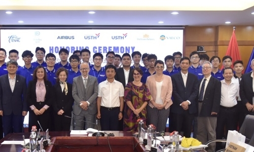 Airbus hợp tác phát triển nhân lực ngành hàng không vũ trụ Việt Nam