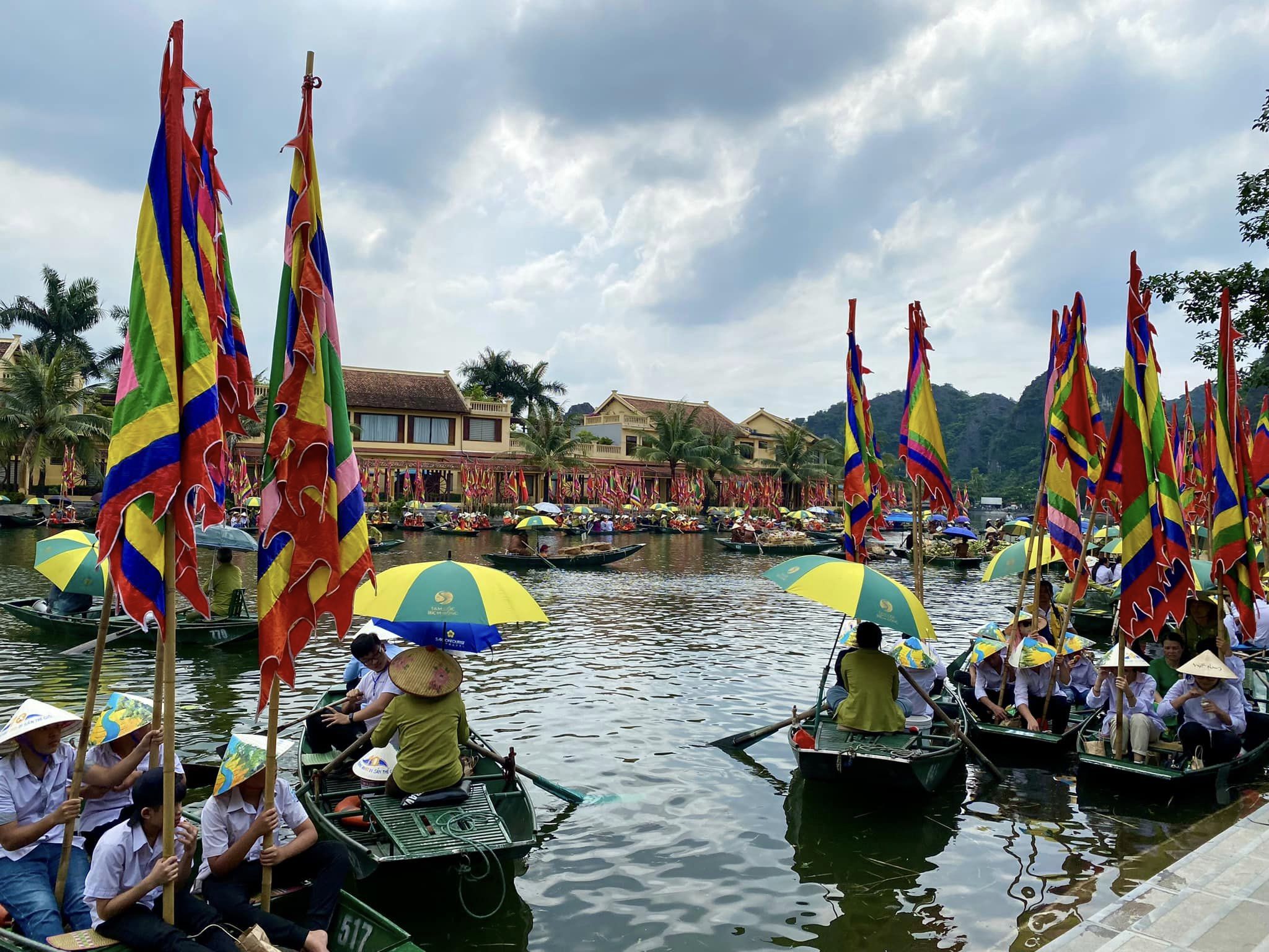 Tỉnh đ&atilde;&nbsp;phục dựng nhiều lễ hội, bảo tồn nhiều di t&iacute;ch&hellip; nhằm ph&aacute;t triển du lịch văn h&oacute;a, du lịch sinh th&aacute;i.&nbsp;