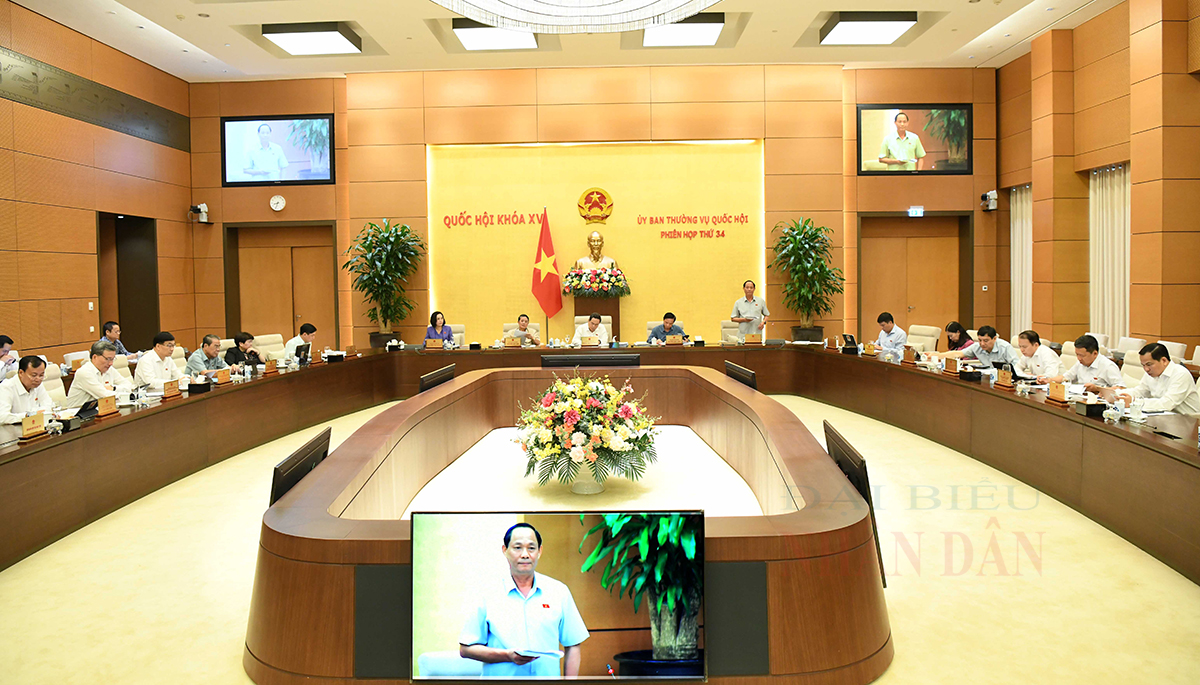 Phiên họp thứ 34 Ủy ban Thường vụ Quốc hội, Ủy ban Thường vụ Quốc hội.