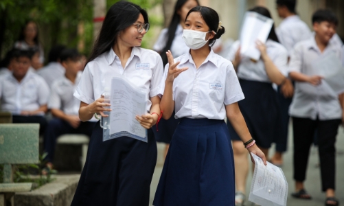 Công bố điểm chuẩn vào lớp 10 của một số trường ở Hà Nội, TPHCM 