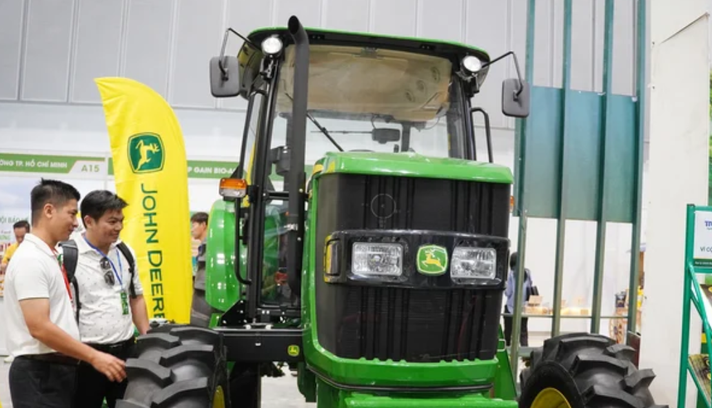 Sản phẩm máy nông nghiệp trưng bày tại Triển lãm Agri Việt Nam 2024.