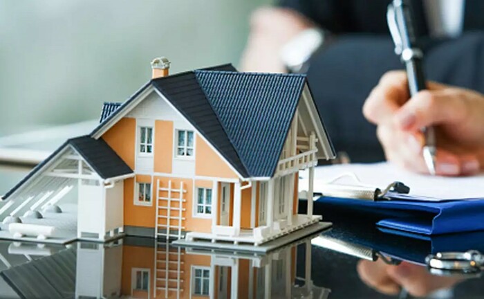 AI hỗ trợ người dùng đưa ra quyết định đầu tư sáng suốt.