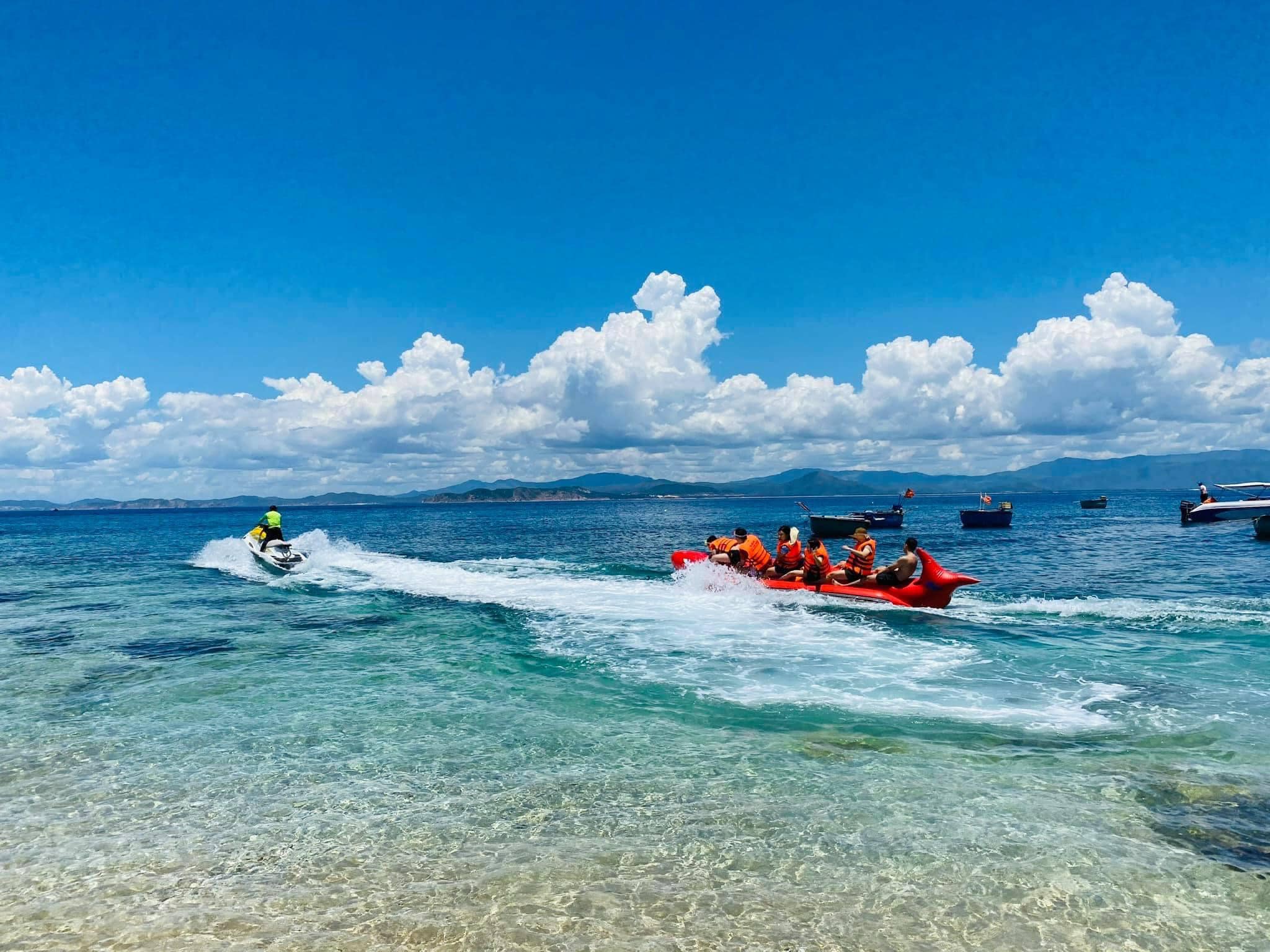 Nơi đây xứng đáng là một địa phương có tiềm năng khai thác du lịch biển hàng đầu của Việt Nam và khu vực.