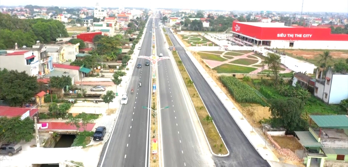 Huyện Hoằng H&oacute;a l&agrave; một trong những địa phương của tỉnh Thanh H&oacute;a đi đầu trong ph&aacute;t triển hạ tầng giao th&ocirc;ng