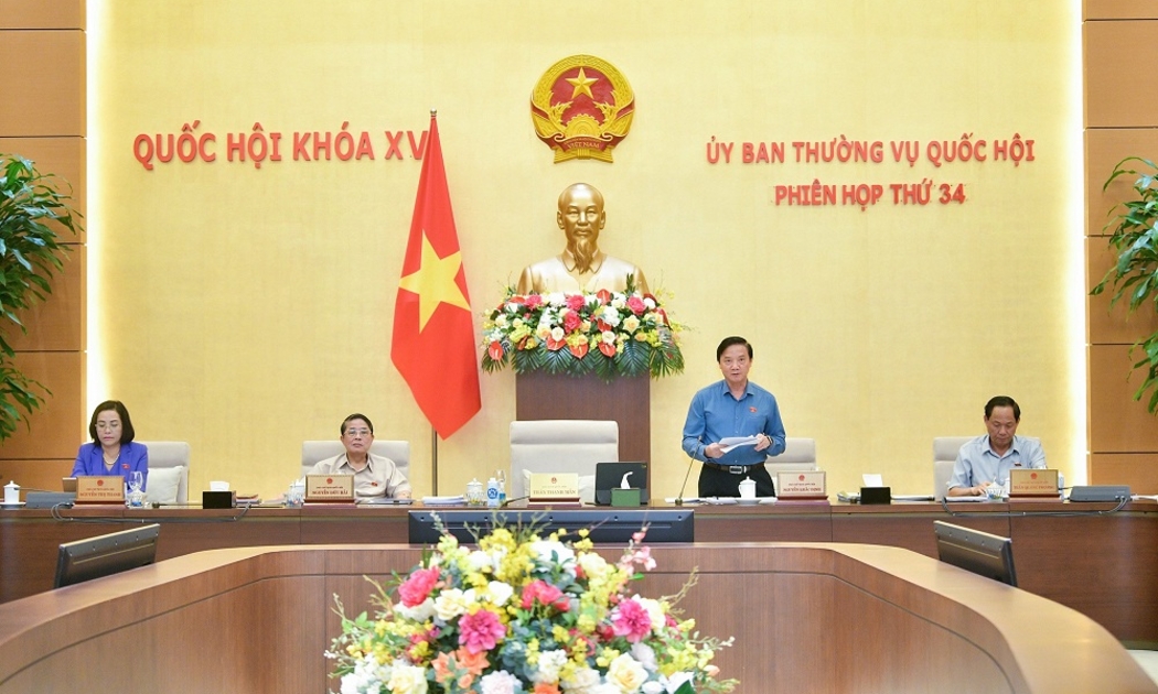 Chương trình Phiên họp thứ 34, Ủy ban Thường vụ Quốc hội đã cho ý kiến về việc giải trình, tiếp thu, chỉnh lý dự thảo Luật Thủ đô (sửa đổi). Ảnh: Quốc hội