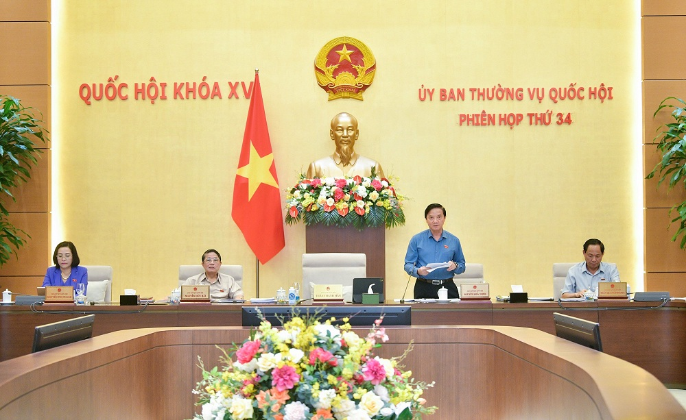 Chương trình Phiên họp thứ 34, Ủy ban Thường vụ Quốc hội đã cho ý kiến về việc giải trình, tiếp thu, chỉnh lý dự thảo Luật Thủ đô (sửa đổi). Ảnh: Quốc hội