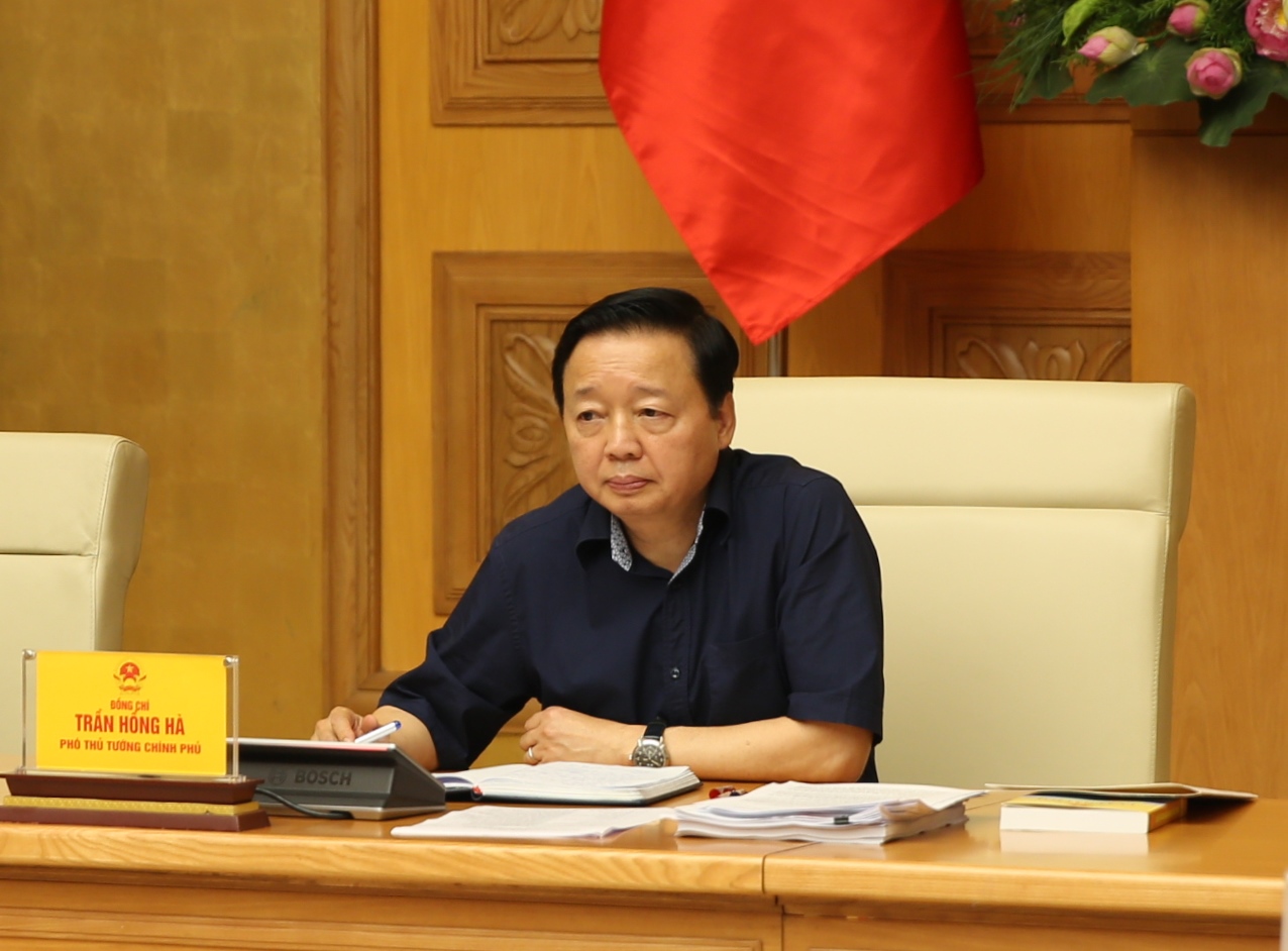 Phó Thủ tướng Trần Hồng Hà phát biểu tại cuộc họp - Ảnh: VGP