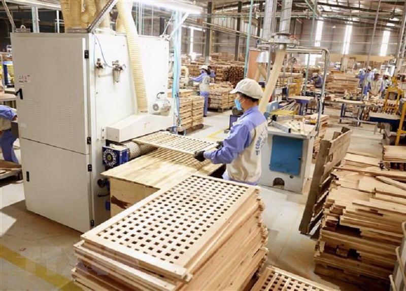 U.S. extends investigations into Vietnamese wooden cabinets