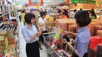 VAT reduction is to be extended to year's end