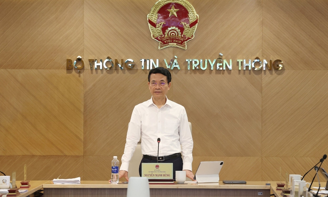 Bộ trưởng Bộ Thông tin và Truyền thông Nguyễn Mạnh Hùng phát biểu chỉ đạo tại buổi giao ban quản lý nhà nước quý 2/2024.