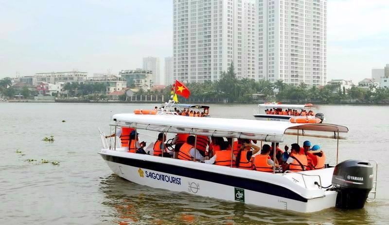 HCM City plans to transport passengers to Long Thanh airport via waterways