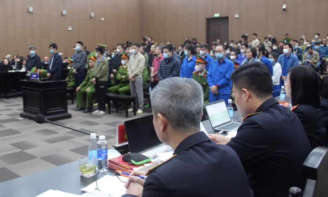 Pphiên tòa xét xử sơ thẩm 38 bị cáo trong đại án Việt Á.