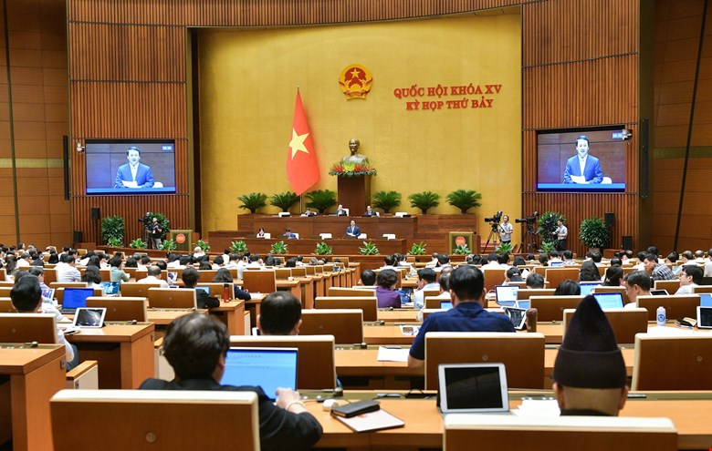 Quốc hội thảo luận về điều chỉnh chủ trương đầu tư Chương trình mục tiêu quốc gia phát triển kinh tế - xã hội vùng đồng bào dân tộc thiểu số và miền núi. Ảnh: Quochoi.