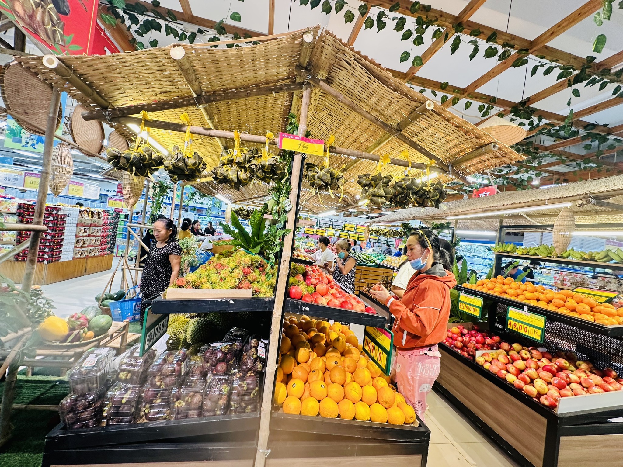 Người tiêu dùng không chỉ ở TP.HCM mà ở các tỉnh, thành lân cận sẽ được hưởng lợi từ các chương trình giảm giá, khuyến mãi một cách đồng nhất.