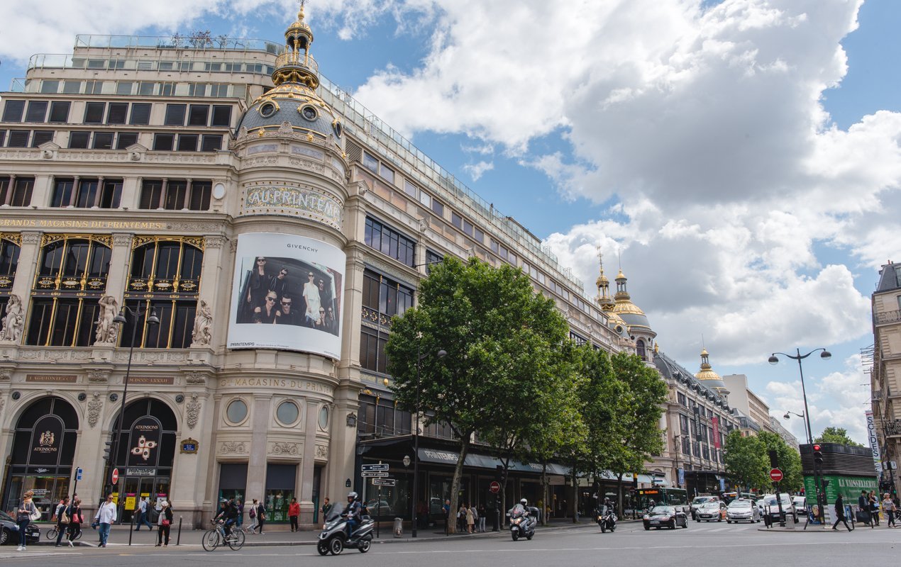 Du khách dự định đến Paris có thể sẽ chuyển hướng sang các địa điểm khác để tránh đám đông tới tham dự sự kiện Olympic.