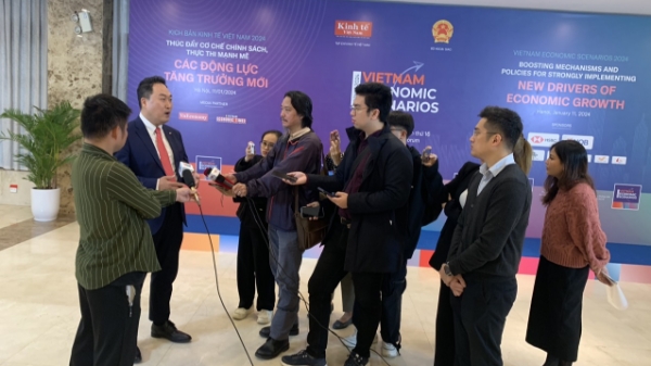 “Mài bút” trong mảng tài chính - ngân hàng