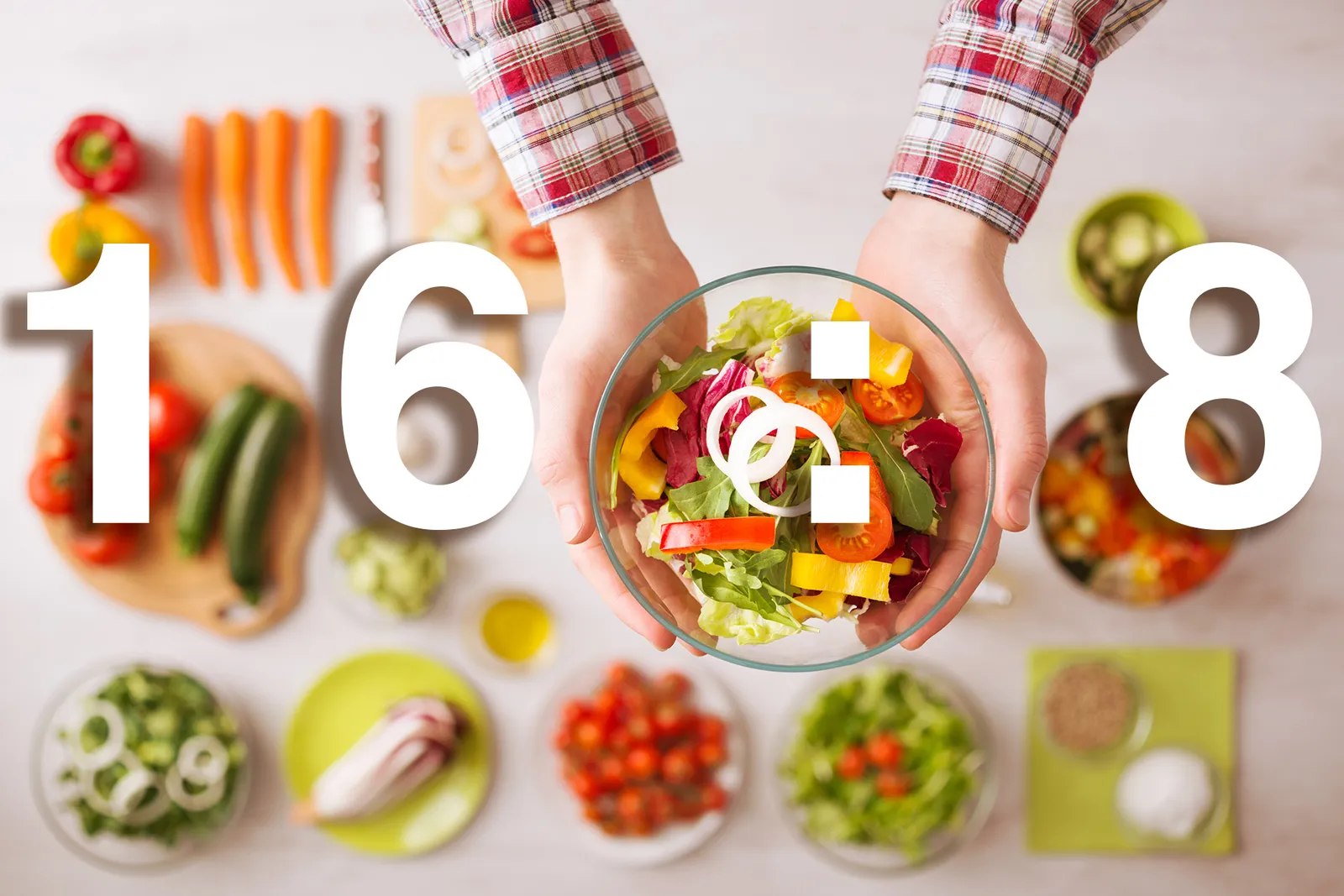 Nhịn ăn gi&aacute;n đoạn bao gồm việc ăn trong khoảng thời gian từ 6 đến 8 giờ v&agrave; nhịn ăn trong 16 đến 18 giờ c&ograve;n lại