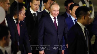 Russian President Putin starts State visit to Vietnam