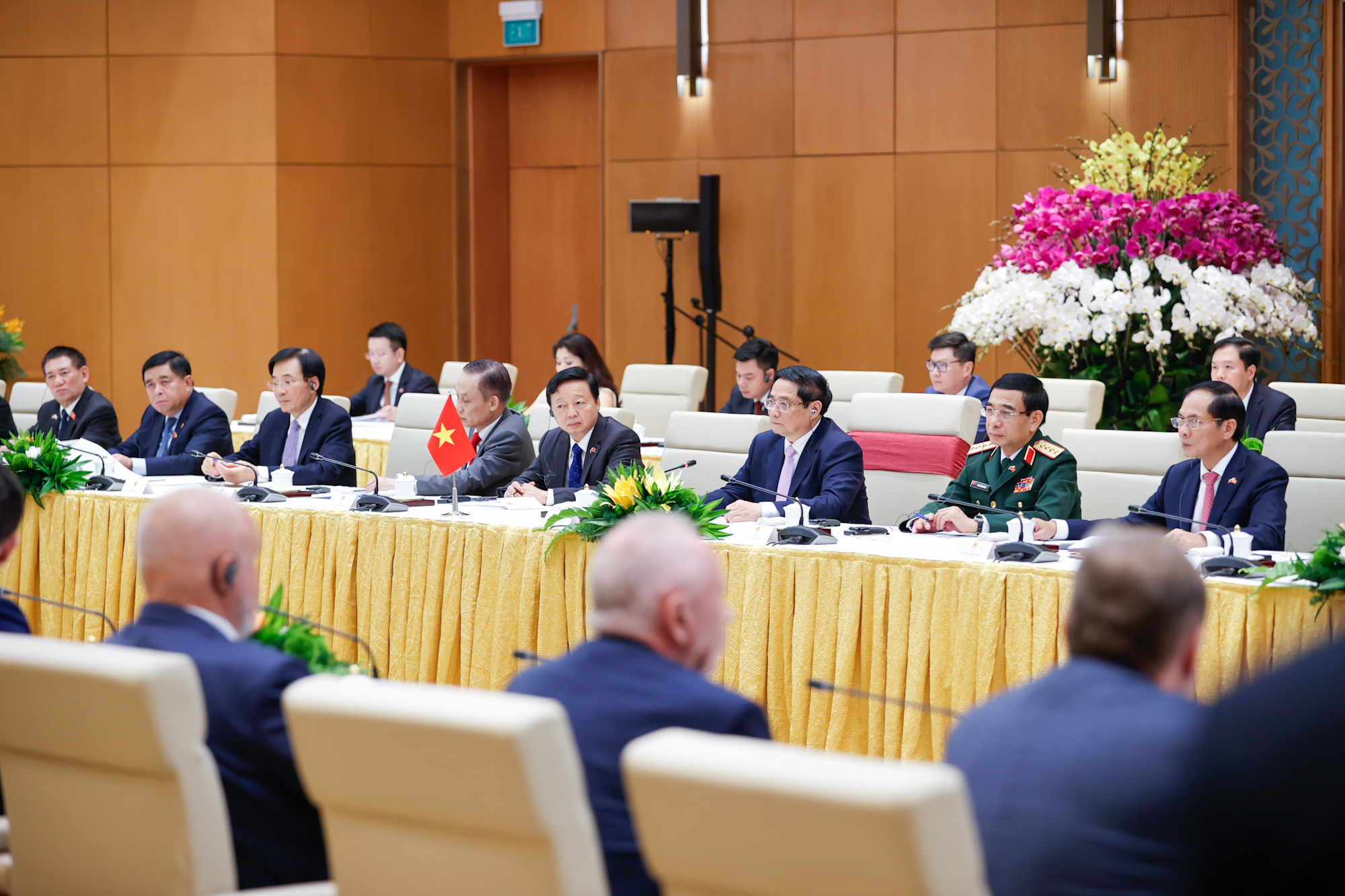 Thủ tướng Ch&iacute;nh phủ Phạm Minh Ch&iacute;nh đ&atilde; hội kiến Tổng thống Li&ecirc;n bang Nga Vladimir Vladimirovich Putin. Ảnh VGP/Nhật Bắc