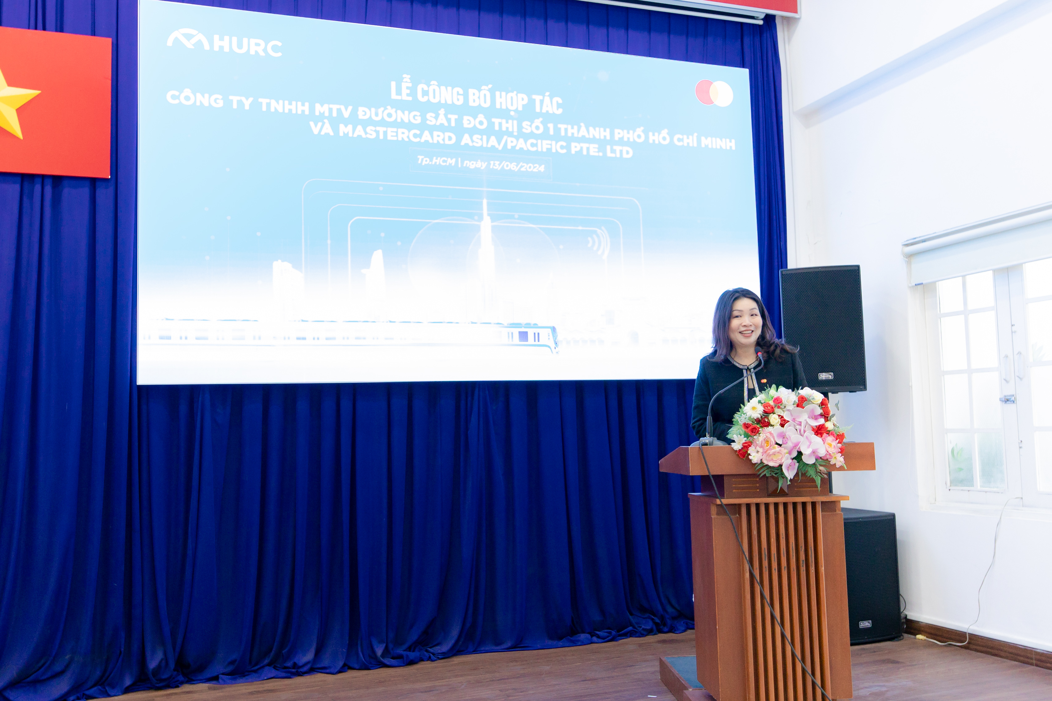 Bà Winnie Wong - Giám đốc Quốc gia của Mastercard tại Việt Nam, Lào và Campuchia phát biểu tại buổi lễ.