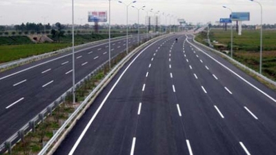 Deputy PM asks to accelerate connection of Vietnamese, Cambodian expressways