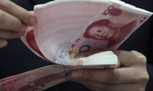 Tiền đang chảy khỏi Trung Quốc, áp lực mất giá của đồng nhân dân tệ gia tăng