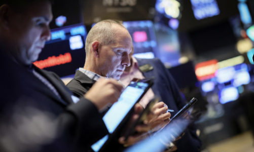 Chứng khoán Mỹ giằng co vì cổ phiếu Nvidia bị xả mạnh, giá dầu tăng