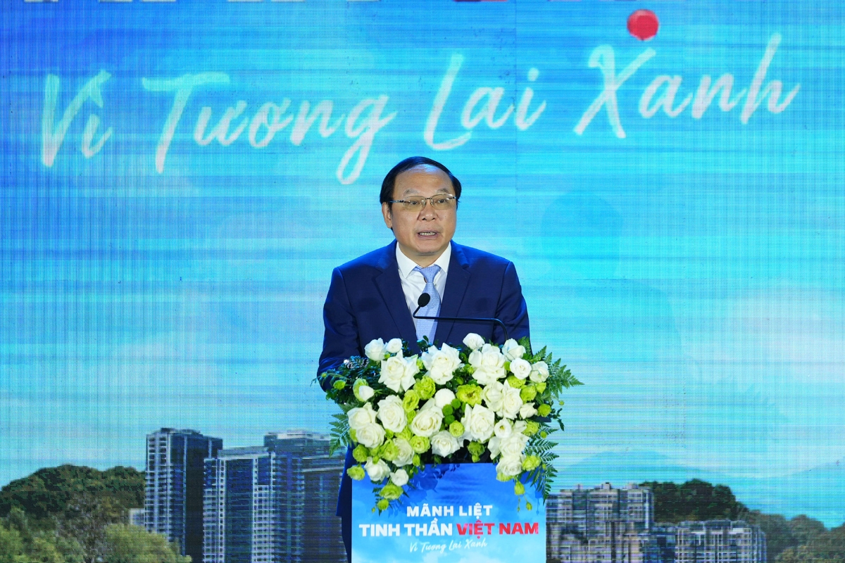 &Ocirc;ng L&ecirc; C&ocirc;ng Th&agrave;nh - Thứ trưởng Bộ T&agrave;i Nguy&ecirc;n v&agrave; M&ocirc;i trường.