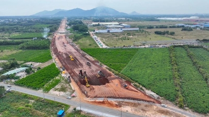 Site clearance for sub-project of Bien Hoa-Vung Tau expressway completed