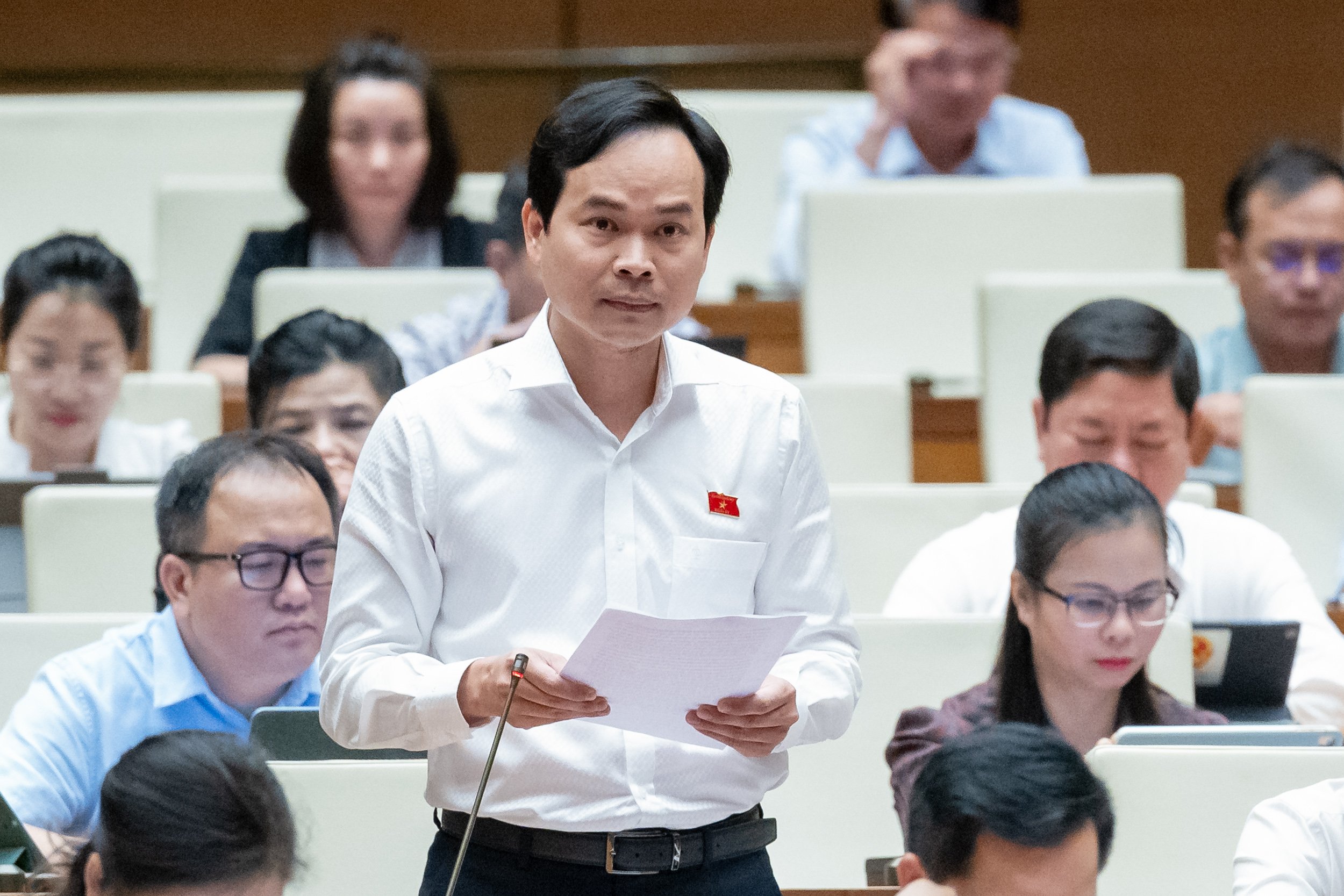 Đại biểu Nguyễn Duy Minh, đo&agrave;n TP. Đ&agrave; Nẵng. Ảnh: Quochoi.