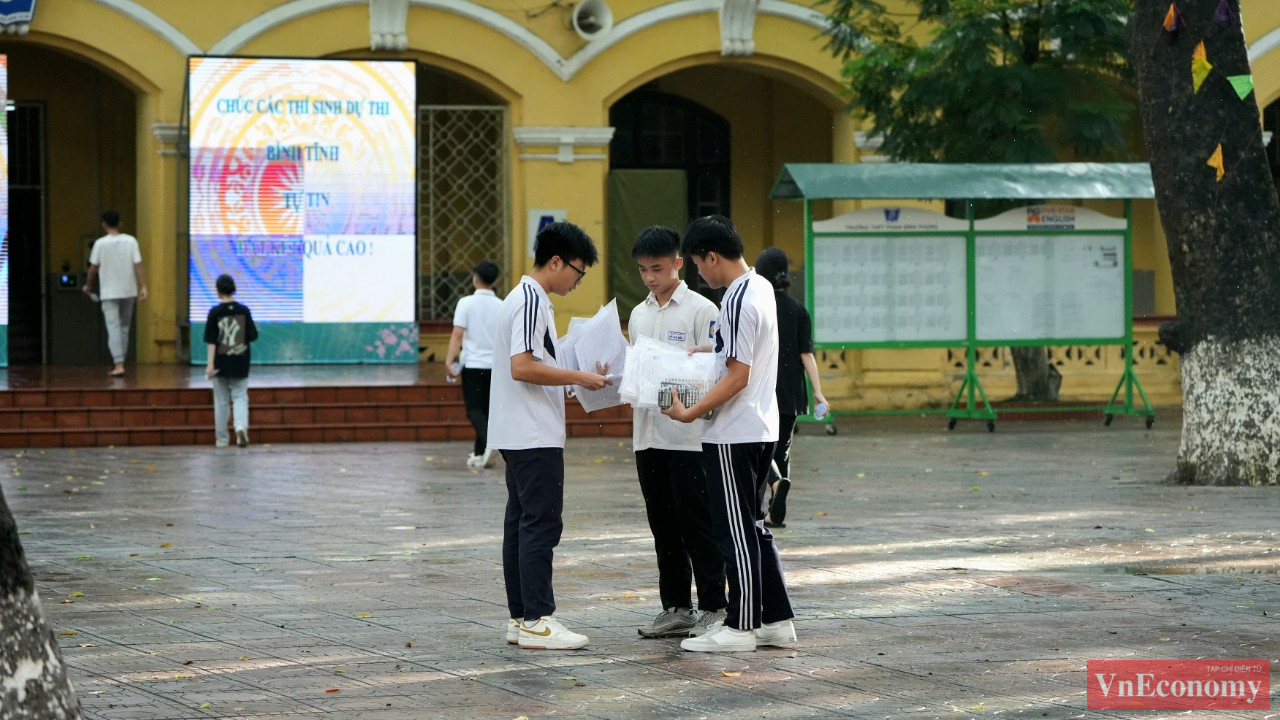 Nhiều học sinh đã nhận được kết quả xét tuyển sớm từ các trường đại học, nên tâm trạng những thí sinh này cũng thoải mái, tự tin hơn.