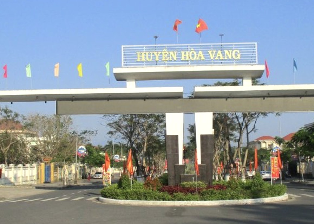 Trung t&acirc;m h&agrave;nh ch&iacute;nh huyện H&ograve;a Vang.