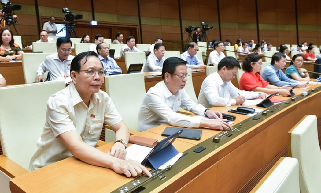 Quốc hội Biểu quyết thông qua Luật Công nghiệp quốc phòng, an ninh và động viên công nghiệp.