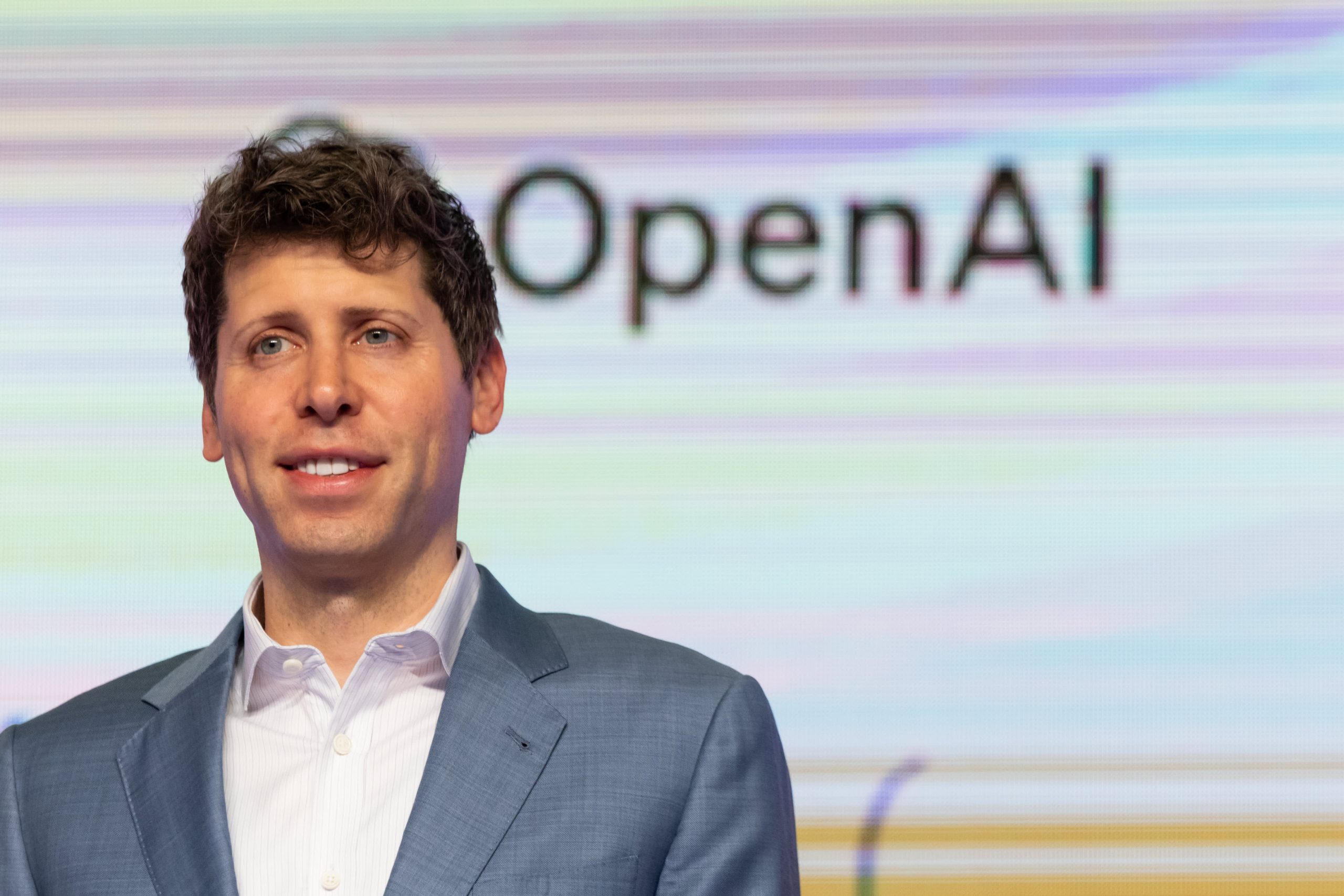 CEO OpenAI, ông Sam Altman tiết lộ GPT-5  có thể là một bước ngoặt lớn.