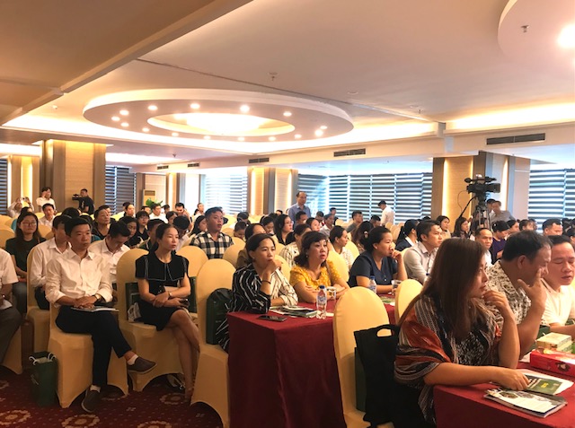 Các đại biểu tham dự Hội nghị. Ảnh Ngô Anh Văn